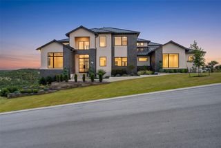 New construction Single-Family house 104 High View Trl, Lakeway, TX 78738 - image