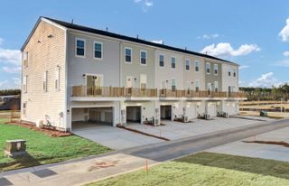 New construction Townhouse house 124 Buck Fever Ln, Summerville, SC 29486 plan Parker - image
