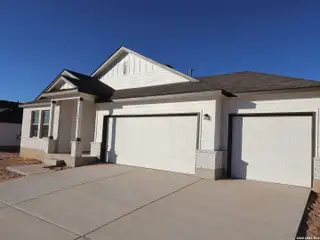 New construction Single-Family house 17446 Buffalo Grass Ln, Elmendorf, TX 78112 plan Esparanza - image