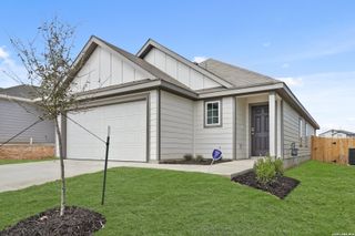 New construction Single-Family house 8547 Catnip Pass, Elmendorf, TX 78112 plan Aspen - image