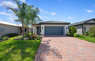 New construction Single-Family house 6380 Honor Wy, Ave Maria, FL 34142 plan Hallmark - image