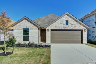 New construction Single-Family house 939 Creek Bed Dr, New Braunfels, TX 78130 plan Maldives - image