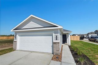 New construction Single-Family house 816 Stoney Point Ln, Dayton, TX 77535 Dawn - photo