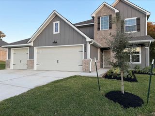 New construction Single-Family house 3709 Violet Ln, Huntsville, TX 77340 - image