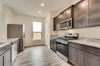 New construction Single-Family house 1517 Harvester Dr, Fort Worth, TX 76140 - image