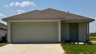 New construction Single-Family house 112 Dagney Ct, Jarrell, TX 76537 plan Caprock - image