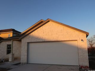 New construction Single-Family house 8619 Rucker Pond Trl, San Antonio, TX 78252 plan Desoto - 40' Smart Series - image
