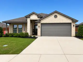 New construction Single-Family house 1420 Quail Creek Dr, Cleburne, TX 76033 plan Sherwood - image