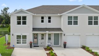 New construction Single-Family house 556 Pinot Dr, Holly Hill, FL 32117 plan Pearson - Interior Unit - image