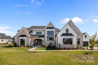 New construction Single-Family house 1017 Broadmoor Dr, Unit 60, Marvin, NC 28173 plan The Poplar - image