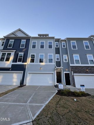New construction Townhouse house 10903 Bayflower Wy, Raleigh, NC 27617 - image