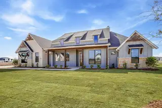New construction Single-Family house 431 Olson Rd, Waxahachie, TX 75167 plan The Avery - image
