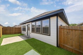 New construction Single-Family house 5339 Basquiat Dr, Houston, TX 77048 - image