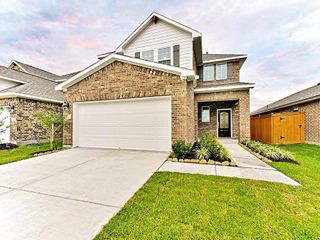 New construction Single-Family house 560 Long Branch Drive, Angleton, TX 77535 The Addington- photo