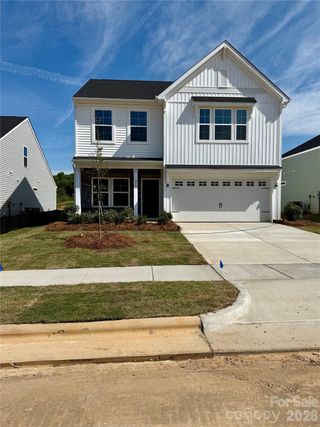 New construction Single-Family house 940 Leyna Ct, Newton, NC 28658 plan Meriwether - image