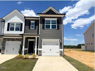 New construction Townhouse house 70 Floating Bridge Trl, Lillington, NC 27546 - image