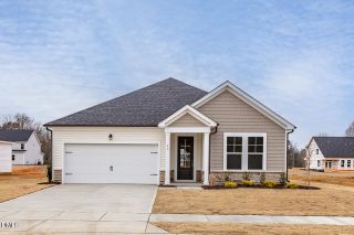 New construction Single-Family house 32 Emeritus Wy, Lillington, NC 27546 plan The Daphne D - image