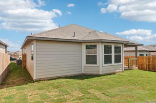 New construction Single-Family house 3076 Pike Dr, New Braunfels, TX 78132 plan Allen - image