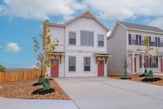 New construction Multi-Family house 7127 Magnolia Pass, San Antonio, TX 78252 - image