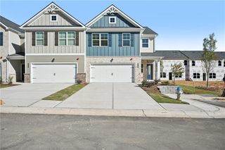 New construction Townhouse house 375 Lanier Cir, Woodstock, GA 30189 - image