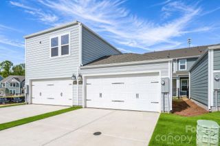 New construction Townhouse house 10112 Mamillion Dr, Huntersville, NC 28078 plan The Lochridge - image