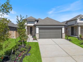 New construction Single-Family house 1024 Shoal Creek Trl, Conroe, TX 77304 - image
