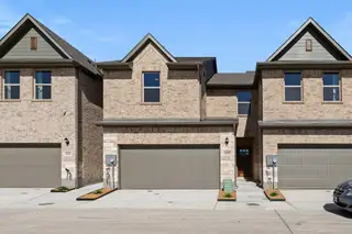 New construction Townhouse house 6945 Mustang Isle Dr, Dallas, TX 75228 - image