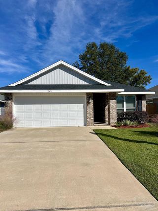 New construction Single-Family house 3362 Bliss Ln, Cantonment, FL 32533 plan 1425 - image