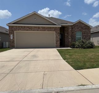 New construction Single-Family house 5817 Geronimo Vis, Seguin, TX 78155 plan Bradwell - image
