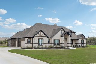 New construction Single-Family house 1138 Cape May Warbler, New Braunfels, TX 78132 - image