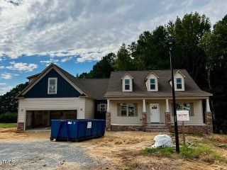 New construction Single-Family house 144 Red Rocks Circle, Benson, NC 27504 - photo