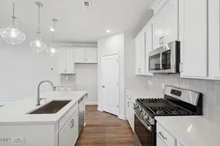 New construction Townhouse house 605 Brackenberry Aly, Wake Forest, NC 27587 - image