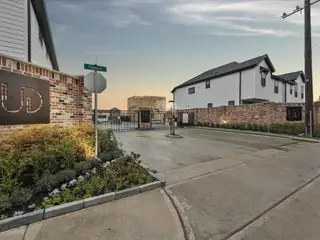 New construction Single-Family house 9206 Washington Heights St, Houston, TX 77063 - image