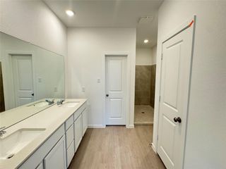 New construction house 9306 Long Fin Dr, Baytown, TX 77521 plan Springsteen - image