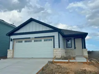 New construction Single-Family house 10905 Tallsalt Dr, Austin, TX 78754 plan Maverick - image