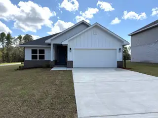 New construction Single-Family house 2400 Aaliyha Ln, Crestview, FL 32536 plan 1820 - image