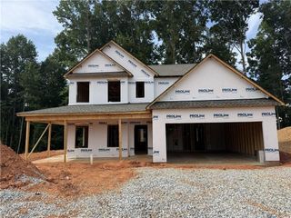 New construction Single-Family house 105 Fairwinds Dr, Covington, GA 30016 plan (GA)Hunter A 2 Front Entry - image