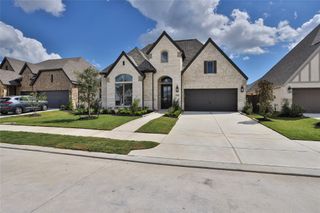 New construction house 11906 Cattail Wy, Mont Belvieu, TX 77523 plan 3206W - image
