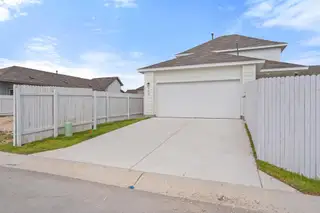 New construction Single-Family house 348 Glocken Ln, Kyle, TX 78640 plan Scarlet - image