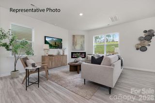 New construction Single-Family house 12141 Barred Owl Ct, Charlotte, NC 28215 - image