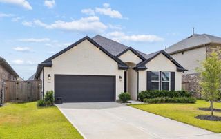 New construction Single-Family house 16014 Tangled Vine Ln, Conroe, TX 77302 - image