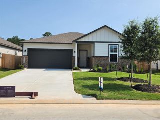 New construction Single-Family house 16870 Bristle Cone, Conroe, TX 77302 - image