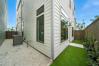 New construction Single-Family house 1711 Bologna Ln, Houston, TX 77055 - image