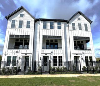 New construction Townhouse house 2745 Providence St, Houston, TX 77020 - image