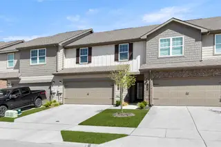 New construction Townhouse house 1444 Lake Alpine Trl, Anna, TX 75409 - image