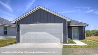 New construction Single-Family house 303 Windflower Cv, Luling, TX 78648 plan The Barton - image