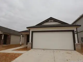 New construction Single-Family house 6710 Red Buffalo Trl, San Antonio, TX 78253 plan Azalea - 30' Smart Series - image