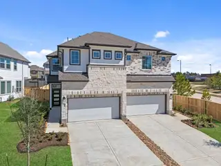 New construction Townhouse house 110 W Coralburst Lp, Montgomery, TX 77316 - image