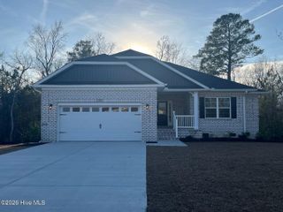 New construction Single-Family house 1151 Natal Dr Se, Bolivia, NC 28422 plan 1709 - image
