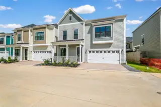 New construction Single-Family house 3520 Harvest Dance Dr, Houston, TX 77008 - image